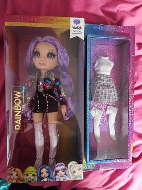 Style Icons Violet Willow Rainbow High Doll